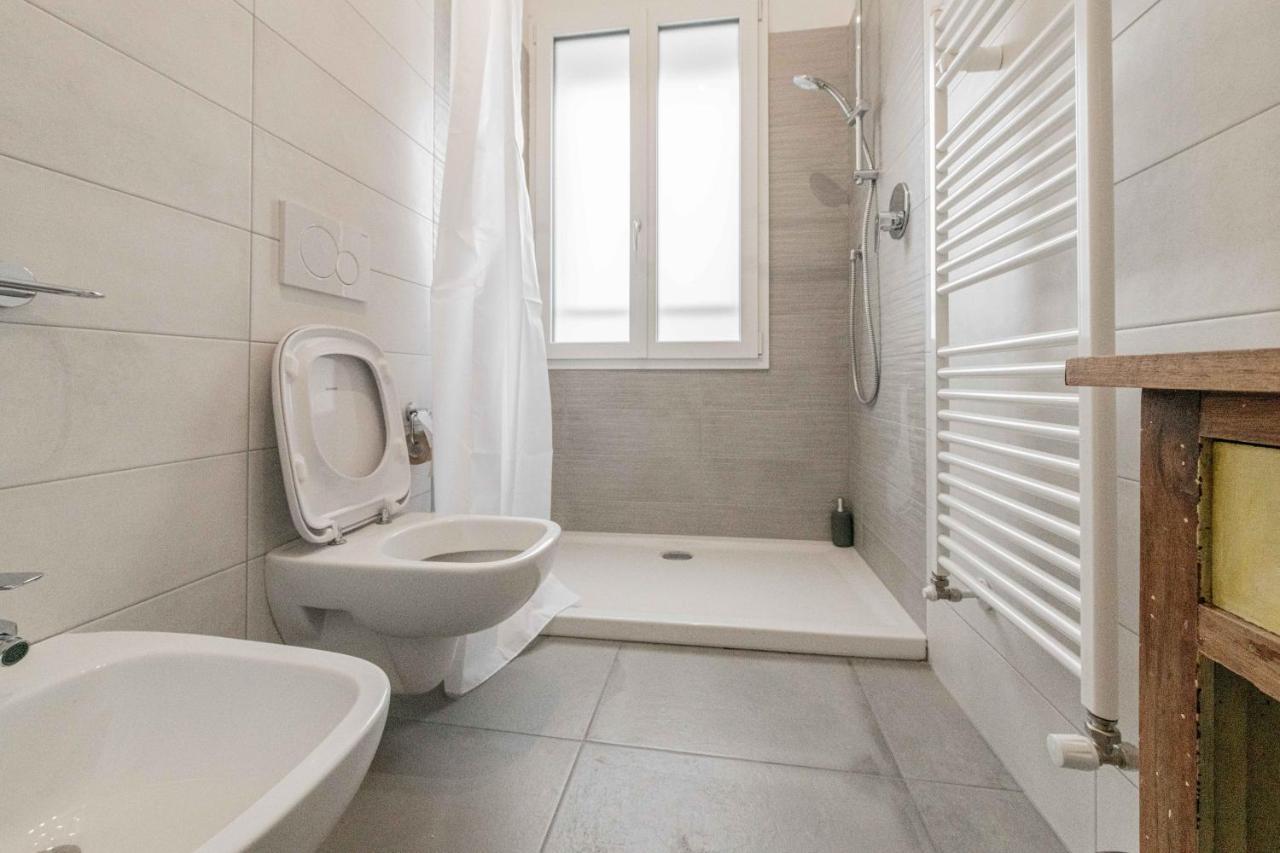 Realkasa Fiera District Flat Apartment Bologna Luaran gambar
